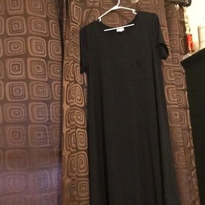 Solid Black Lularoe size large Carly